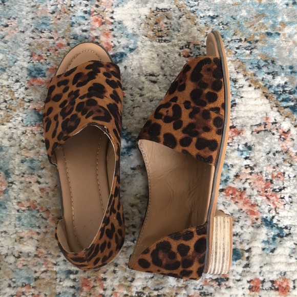 Leopard Print Shoes - Picture 2 of 3
